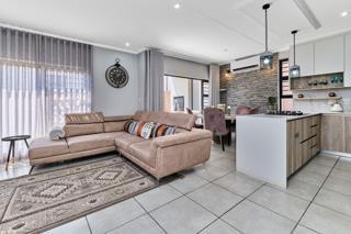 To Let 3 Bedroom Property for Rent in Barbeque Downs Gauteng