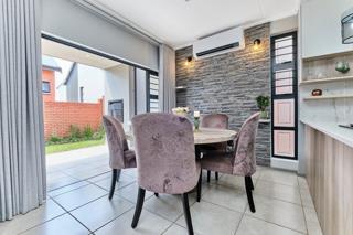 To Let 3 Bedroom Property for Rent in Barbeque Downs Gauteng