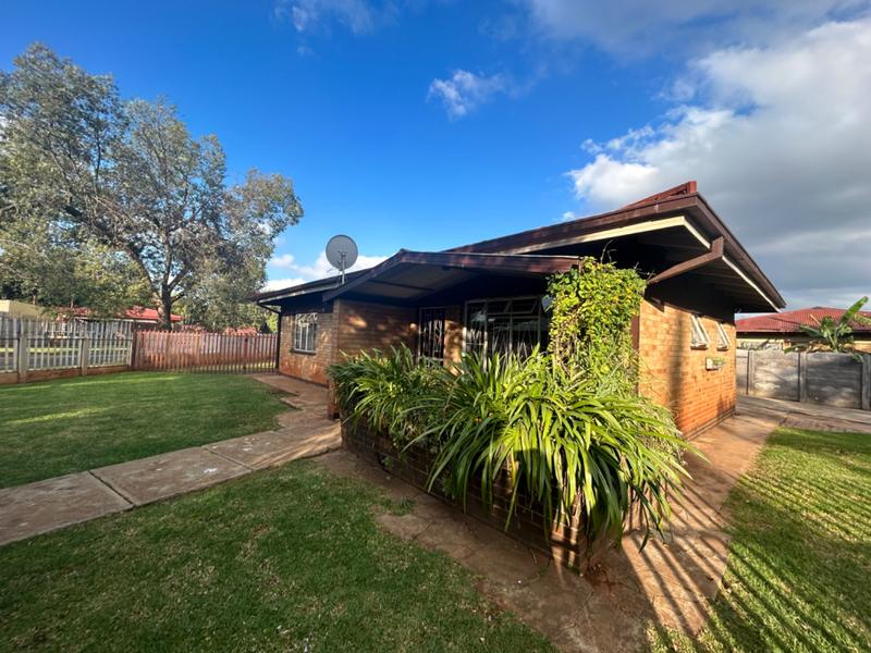 3 Bedroom Property for Sale in Vanderbijlpark CW 1 Gauteng