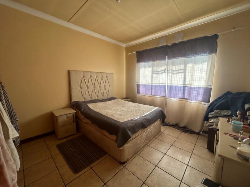 2 Bedroom Property for Sale in Vanderbijlpark CW 1 Gauteng