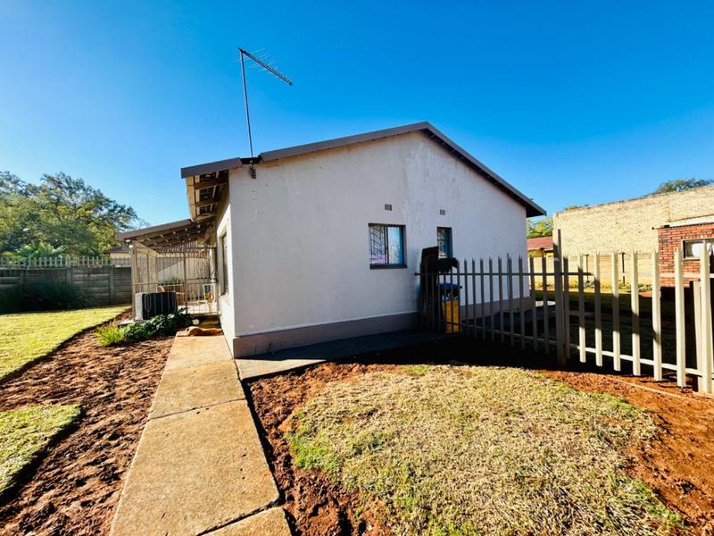 3 Bedroom Property for Sale in Vanderbijlpark CW Gauteng