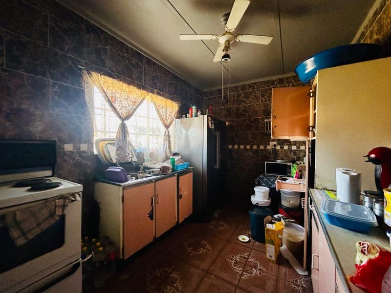 3 Bedroom Property for Sale in Vanderbijlpark CW 4 Gauteng