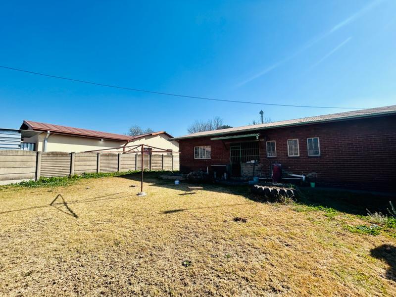 3 Bedroom Property for Sale in Vanderbijlpark CW 4 Gauteng