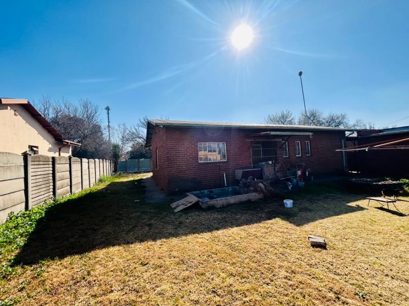 3 Bedroom Property for Sale in Vanderbijlpark CW 4 Gauteng