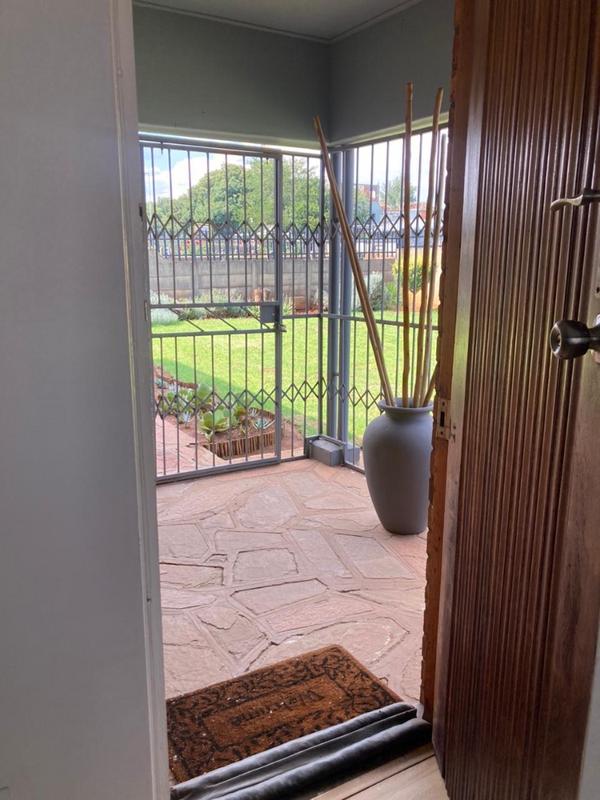 3 Bedroom Property for Sale in Vanderbijlpark Cw 6 Gauteng