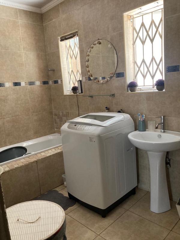 3 Bedroom Property for Sale in Vanderbijlpark Cw 6 Gauteng