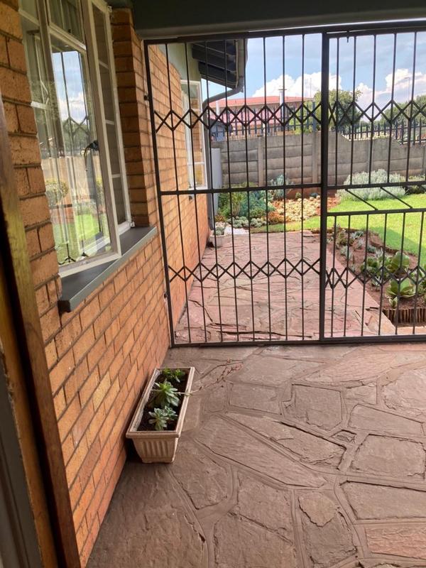 3 Bedroom Property for Sale in Vanderbijlpark Cw 6 Gauteng