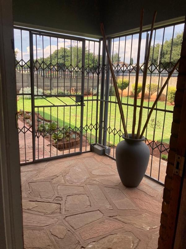 3 Bedroom Property for Sale in Vanderbijlpark Cw 6 Gauteng