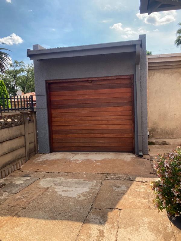 3 Bedroom Property for Sale in Vanderbijlpark Cw 6 Gauteng