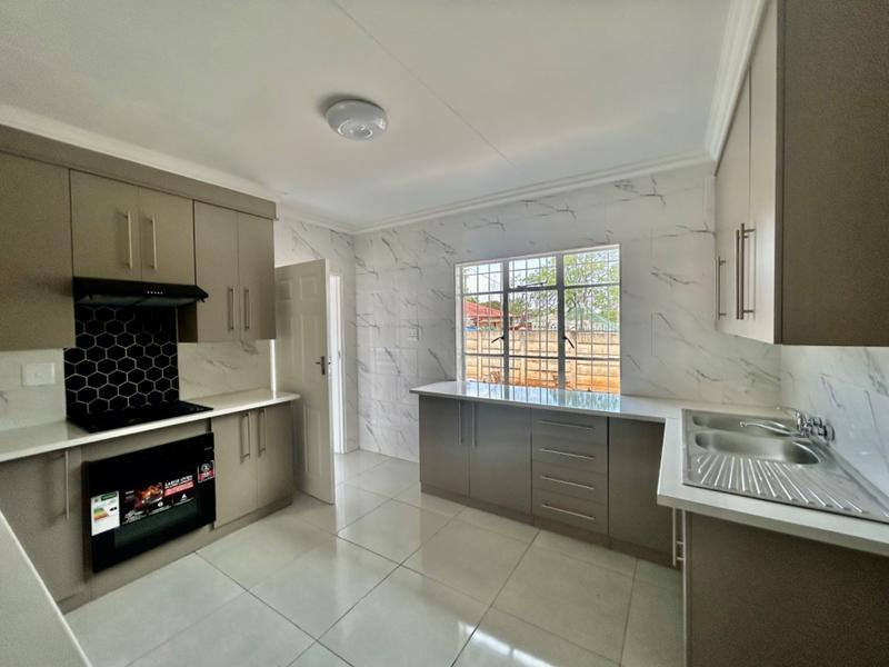3 Bedroom Property for Sale in Vanderbijlpark Cw 6 Gauteng