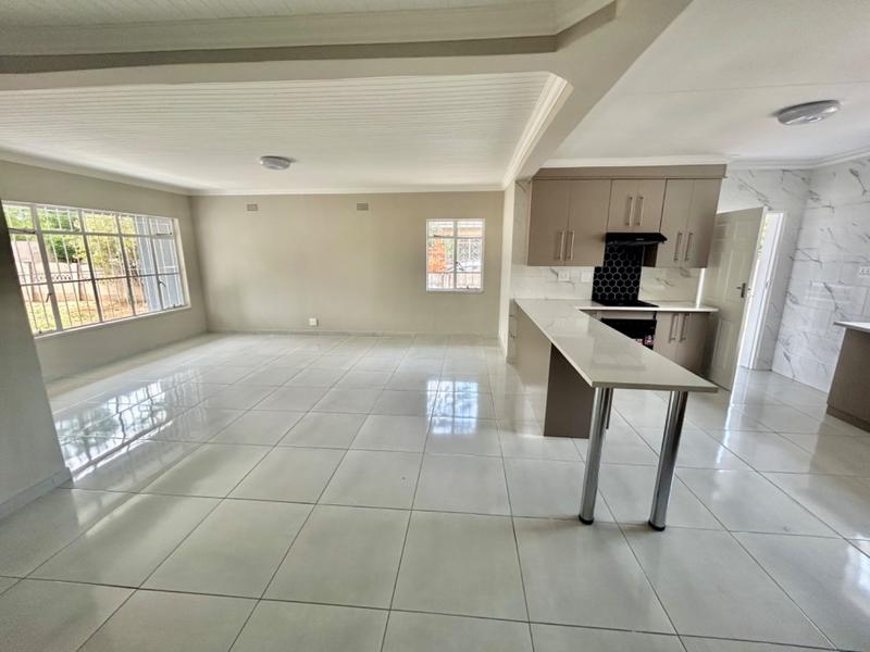 3 Bedroom Property for Sale in Vanderbijlpark Cw 6 Gauteng
