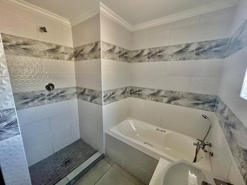 3 Bedroom Property for Sale in Vanderbijlpark Cw 6 Gauteng