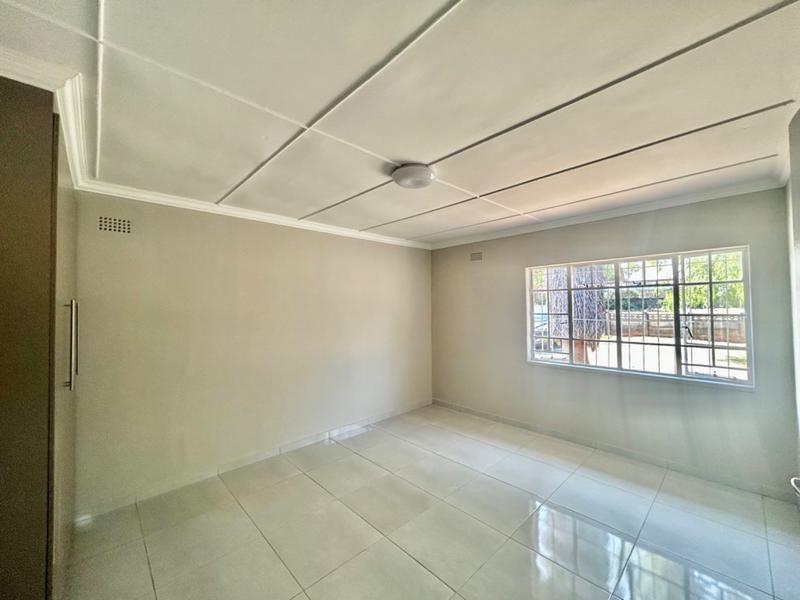 3 Bedroom Property for Sale in Vanderbijlpark Cw 6 Gauteng