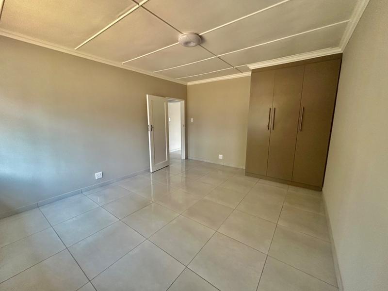 3 Bedroom Property for Sale in Vanderbijlpark Cw 6 Gauteng