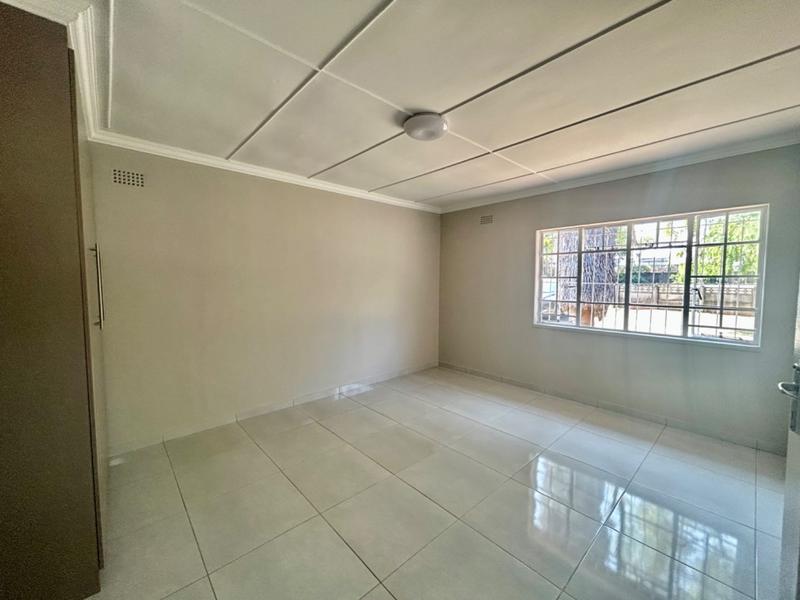 3 Bedroom Property for Sale in Vanderbijlpark Cw 6 Gauteng