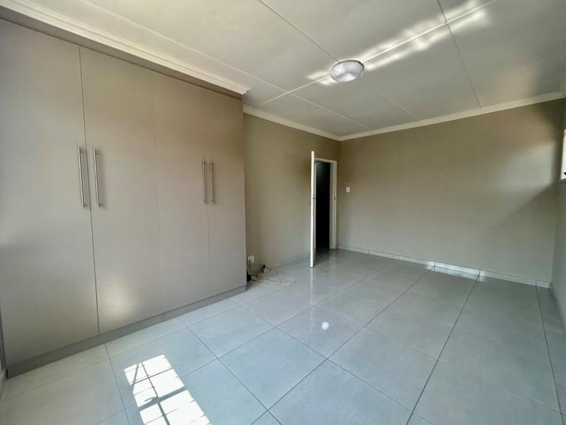 3 Bedroom Property for Sale in Vanderbijlpark Cw 6 Gauteng