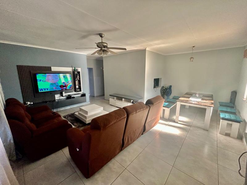 3 Bedroom Property for Sale in Vanderbijlpark Cw 6 Gauteng