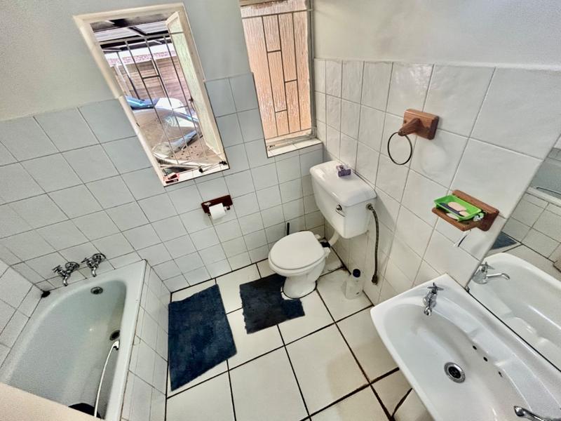3 Bedroom Property for Sale in Vanderbijlpark Cw 6 Gauteng