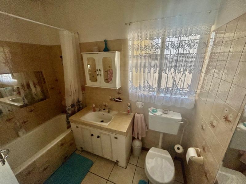 4 Bedroom Property for Sale in Vanderbijlpark SW 1 Gauteng