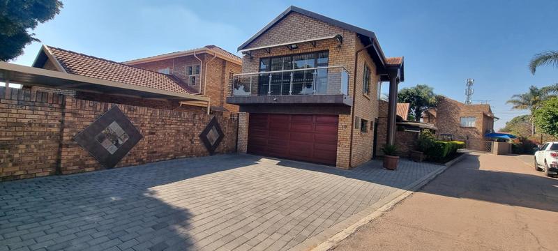 4 Bedroom Property for Sale in Wierdaglen Estate Gauteng