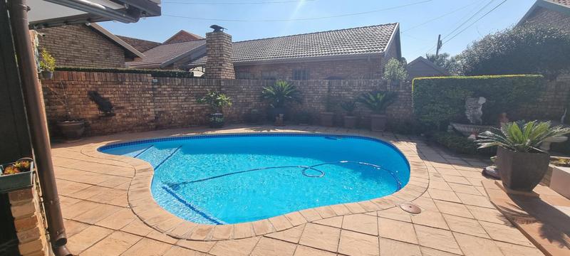 4 Bedroom Property for Sale in Wierdaglen Estate Gauteng