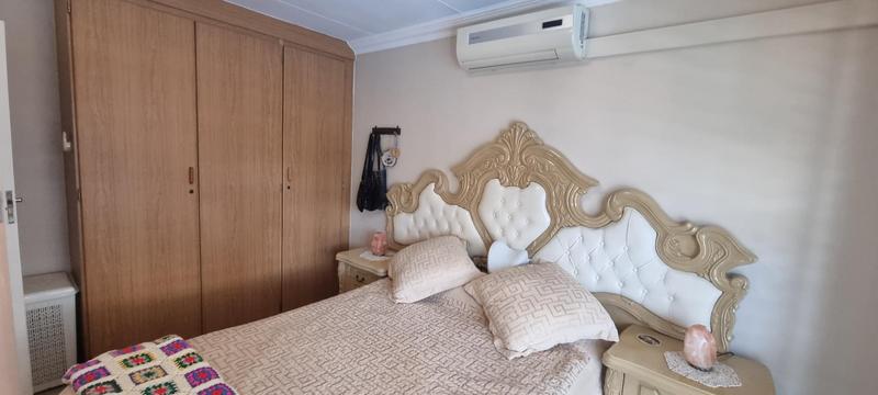 4 Bedroom Property for Sale in Wierdaglen Estate Gauteng