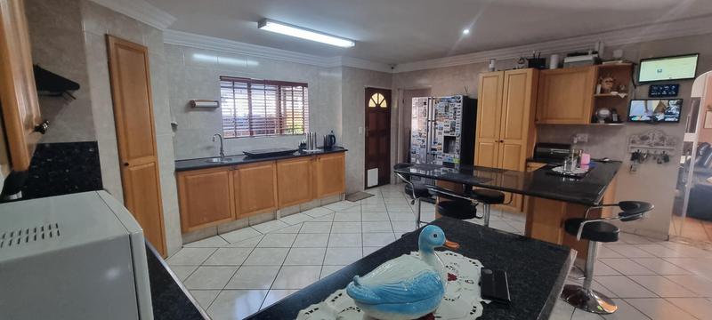 4 Bedroom Property for Sale in Wierdaglen Estate Gauteng