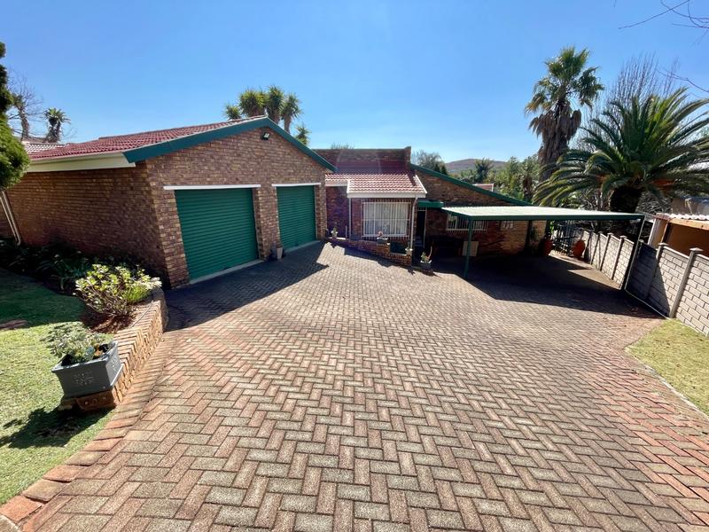 3 Bedroom Property for Sale in Noordheuwel Gauteng