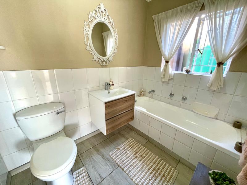 3 Bedroom Property for Sale in Noordheuwel Gauteng