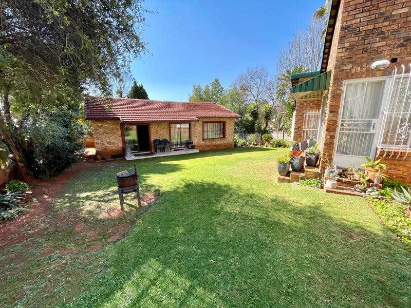 3 Bedroom Property for Sale in Noordheuwel Gauteng
