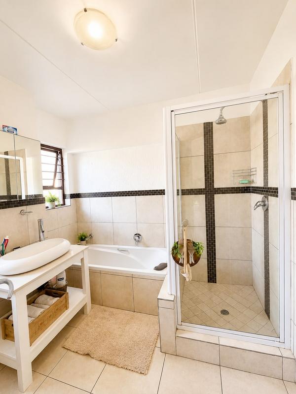 3 Bedroom Property for Sale in Ferndale Gauteng