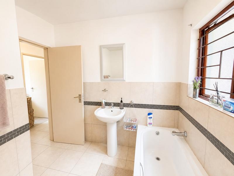3 Bedroom Property for Sale in Ferndale Gauteng