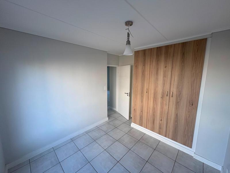 To Let 2 Bedroom Property for Rent in Linbro Park Gauteng