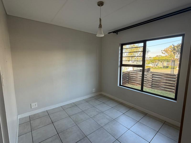 To Let 2 Bedroom Property for Rent in Linbro Park Gauteng