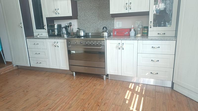 4 Bedroom Property for Sale in Elspark Gauteng