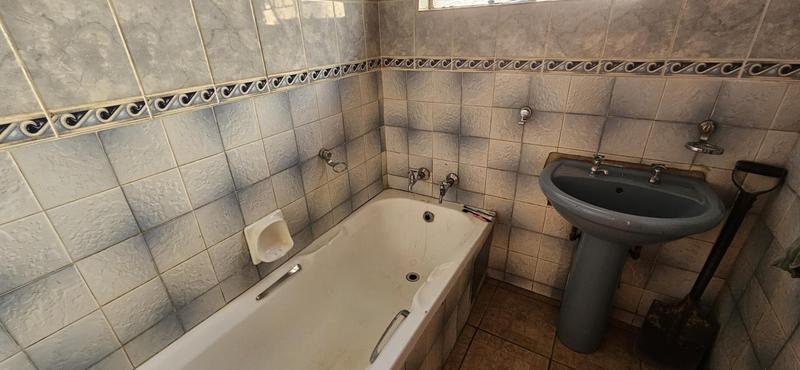 3 Bedroom Property for Sale in Atteridgeville Gauteng