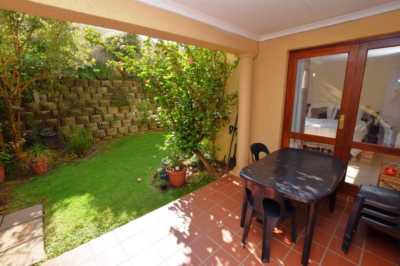 2 Bedroom Property for Sale in Bryanston Gauteng