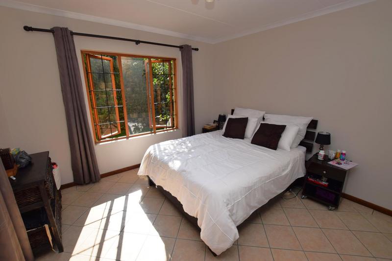2 Bedroom Property for Sale in Bryanston Gauteng