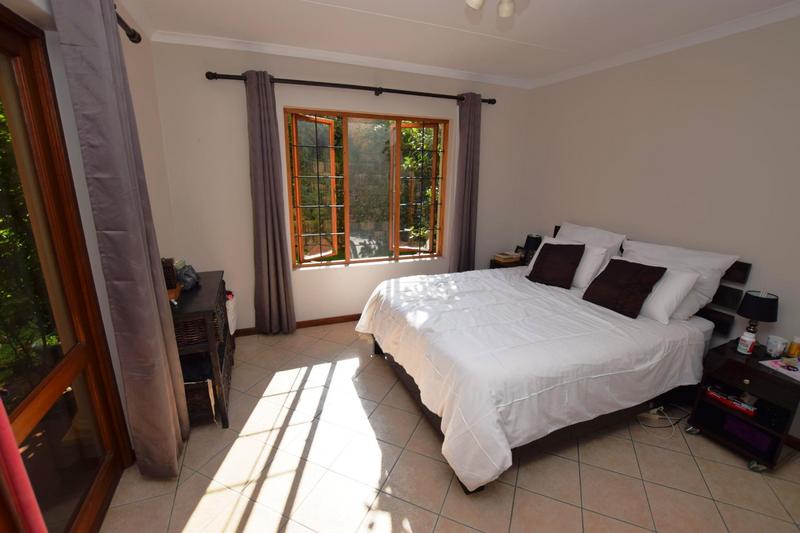 2 Bedroom Property for Sale in Bryanston Gauteng