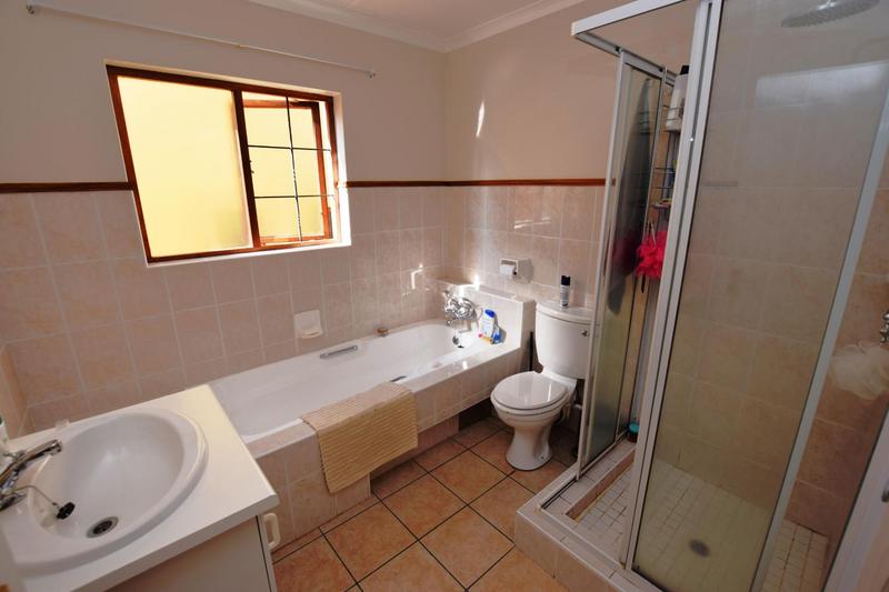 2 Bedroom Property for Sale in Bryanston Gauteng