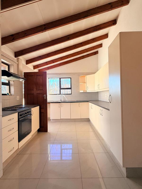 To Let 5 Bedroom Property for Rent in Woodmead Gauteng