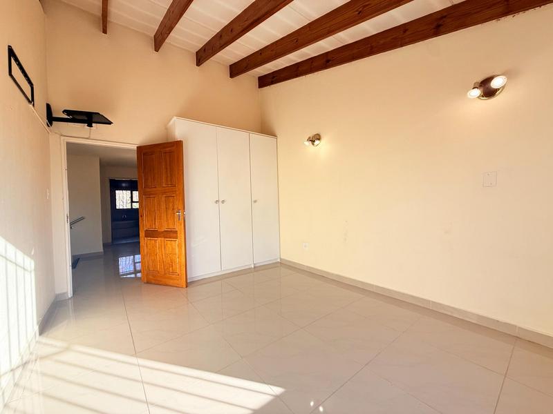 To Let 5 Bedroom Property for Rent in Woodmead Gauteng