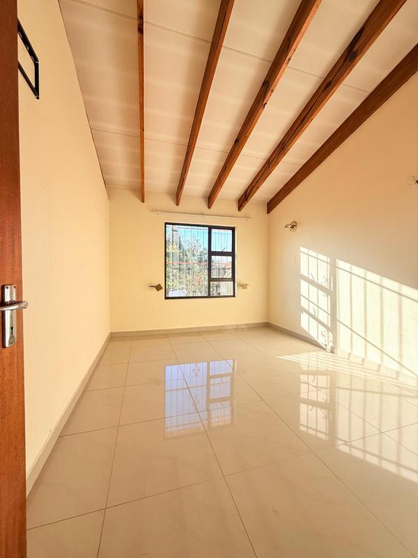 To Let 5 Bedroom Property for Rent in Woodmead Gauteng