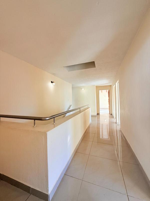 To Let 5 Bedroom Property for Rent in Woodmead Gauteng