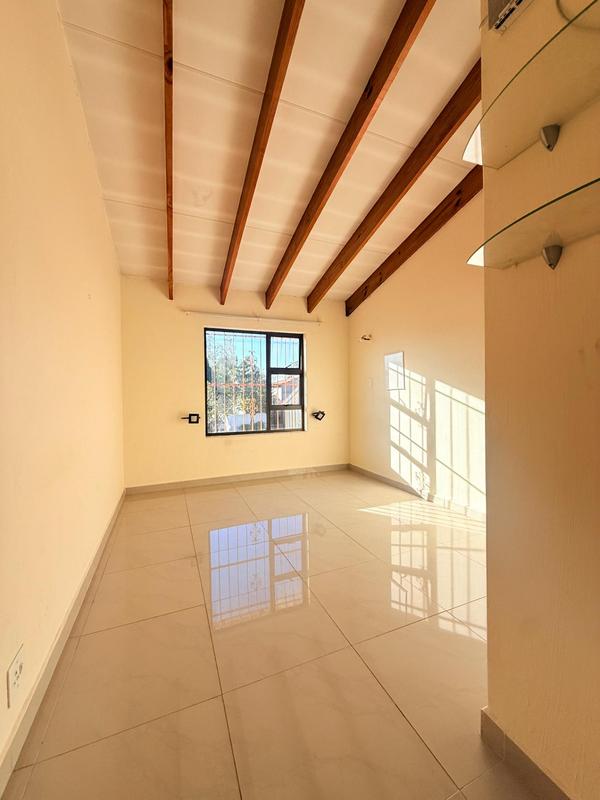 To Let 5 Bedroom Property for Rent in Woodmead Gauteng