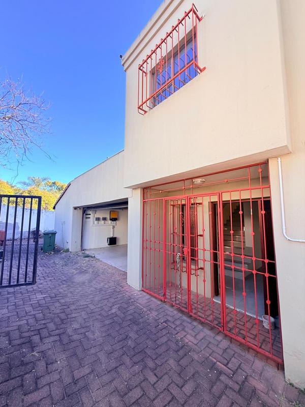 To Let 5 Bedroom Property for Rent in Woodmead Gauteng