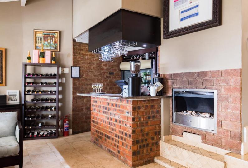 9 Bedroom Property for Sale in Groenkloof Gauteng