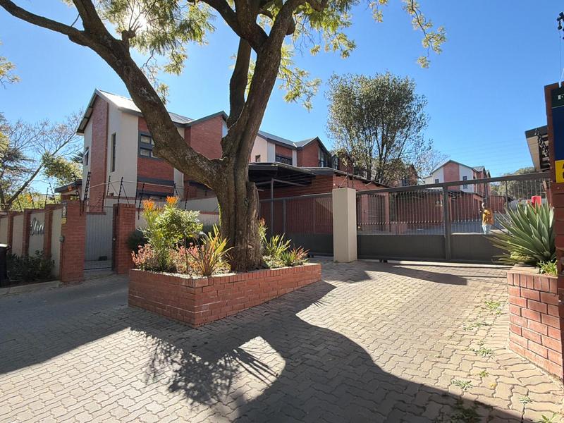 2 Bedroom Property for Sale in Ferndale Gauteng
