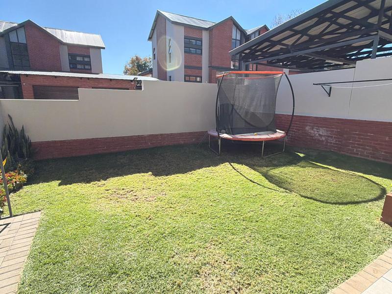 2 Bedroom Property for Sale in Ferndale Gauteng