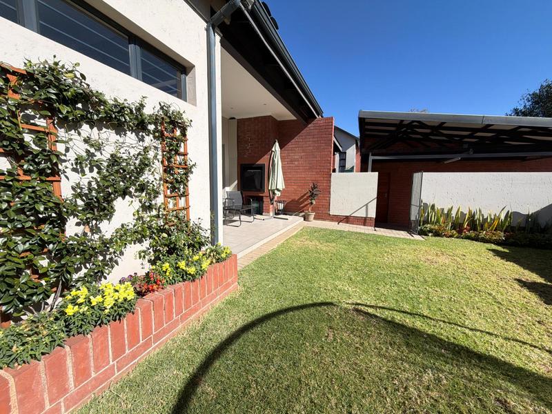 2 Bedroom Property for Sale in Ferndale Gauteng